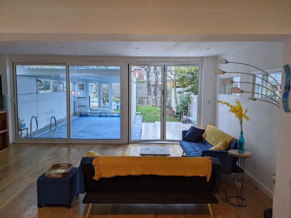 River House With Heated Pool June To Sep & Garden トゥイキナム エクステリア 写真